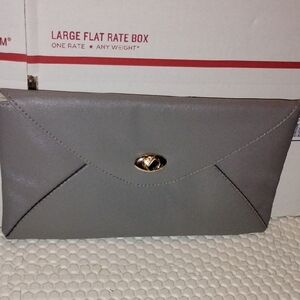 The Royal Standard Elegant Gray Clutch